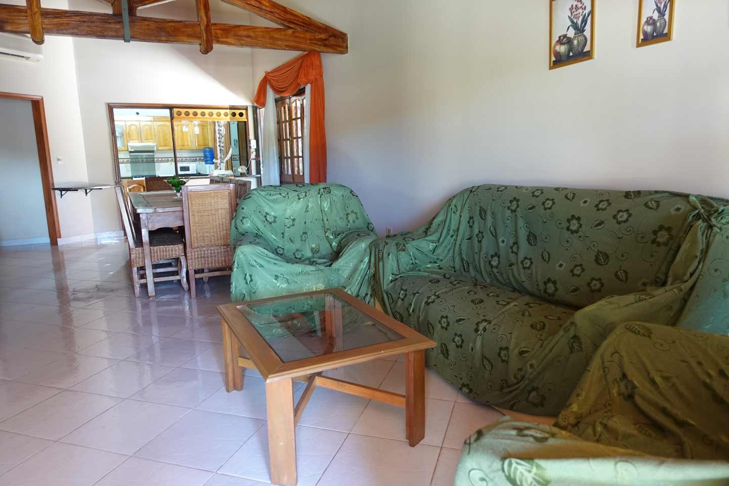 Haus-mieten-in-Paraguay–(1 (20) alt=Alquiler de casas en Paraguay